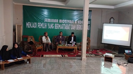 Seminar Motivasi dan Edukasi Bagi Pemilih Pemula Digelar Bawaslu Kota Bogor di Ponpes Sirojul Huda