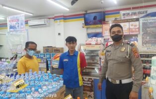 Bhabin Kelurahan Penancangan Polsek Cipocok Jaya Polresta Serkot Patroli ke Waralaba