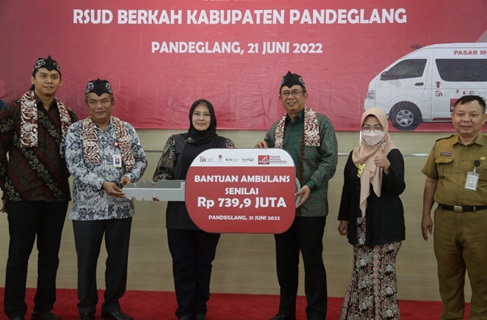 RSUD Berkah Dapat Bantuan Ambulance Mini ICU Dari Pasar Modal Indonesia